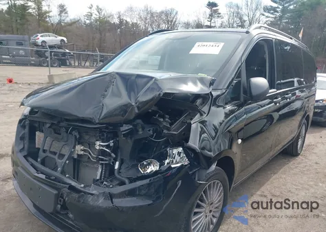 2018 Mercedes-Benz Metris из США, поврежденный, VIN WD4PG2EEXJ3378827